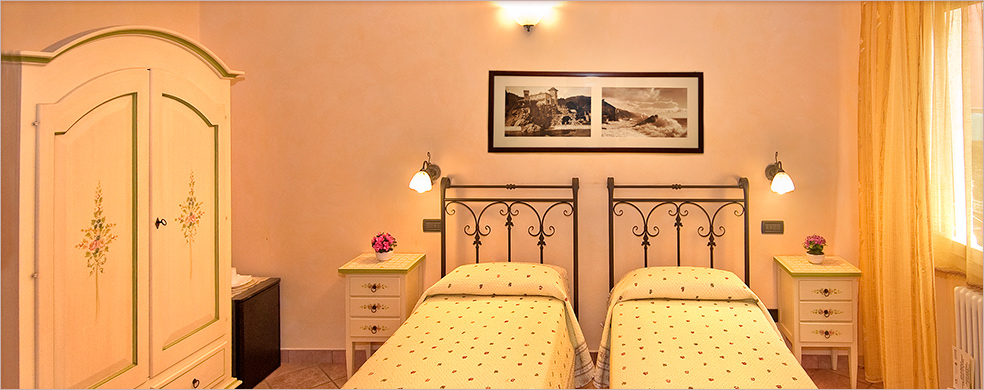 Il Timone Rooms Loreto - Rates - Monterosso al Mare - Cinque Terre - Liguria - Italy